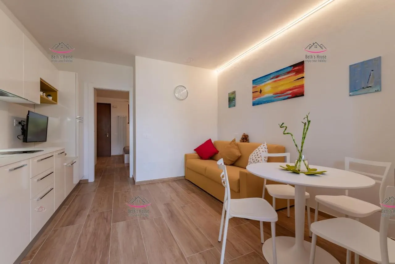 Garden Beth'S House Apartment Brenzone sul Garda 0*,  Italy