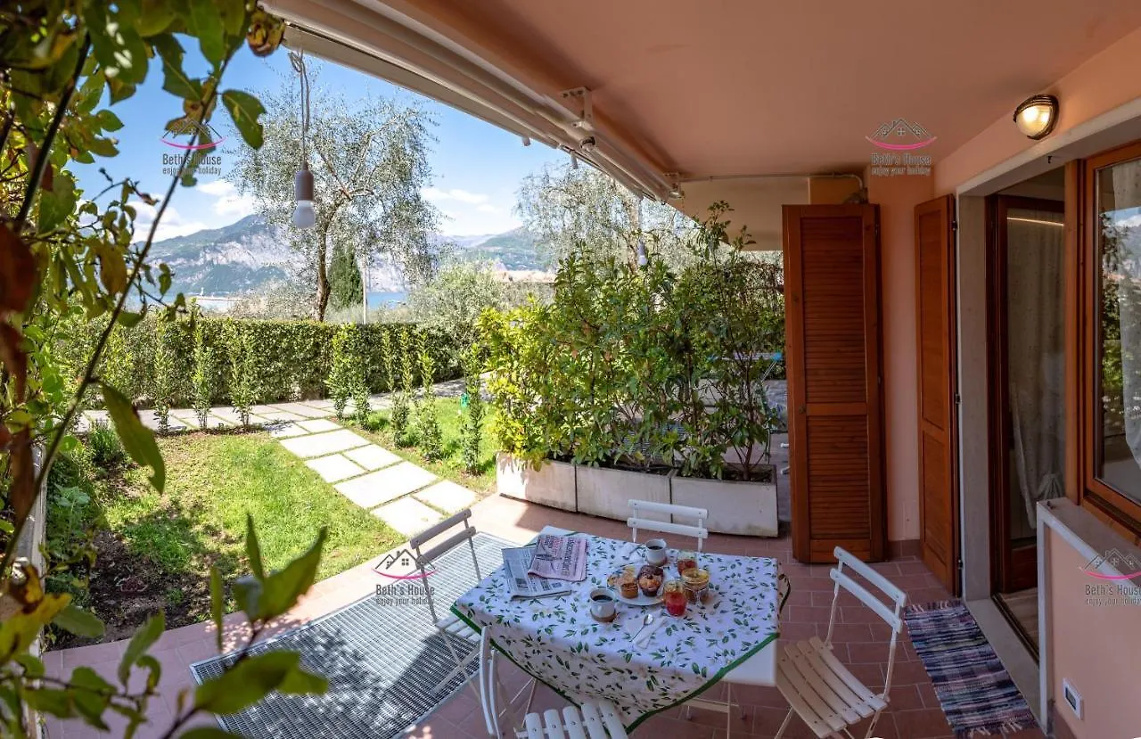 Garden Beth'S House Apartment Brenzone sul Garda Italy