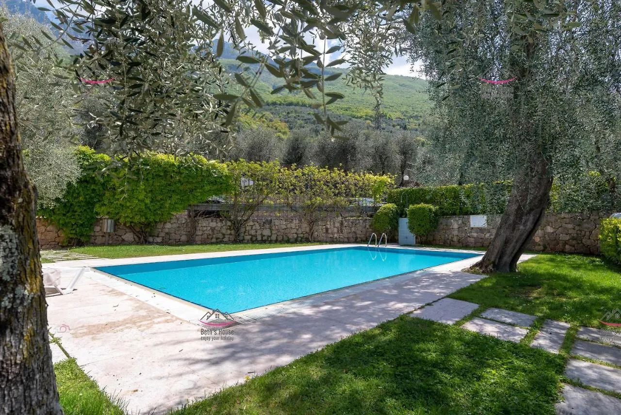 Garden Beth'S House Apartment Brenzone sul Garda