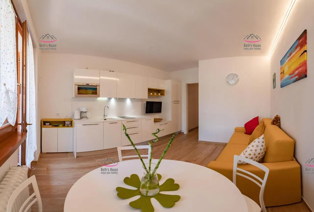 Garden Beth'S House Apartment Brenzone sul Garda