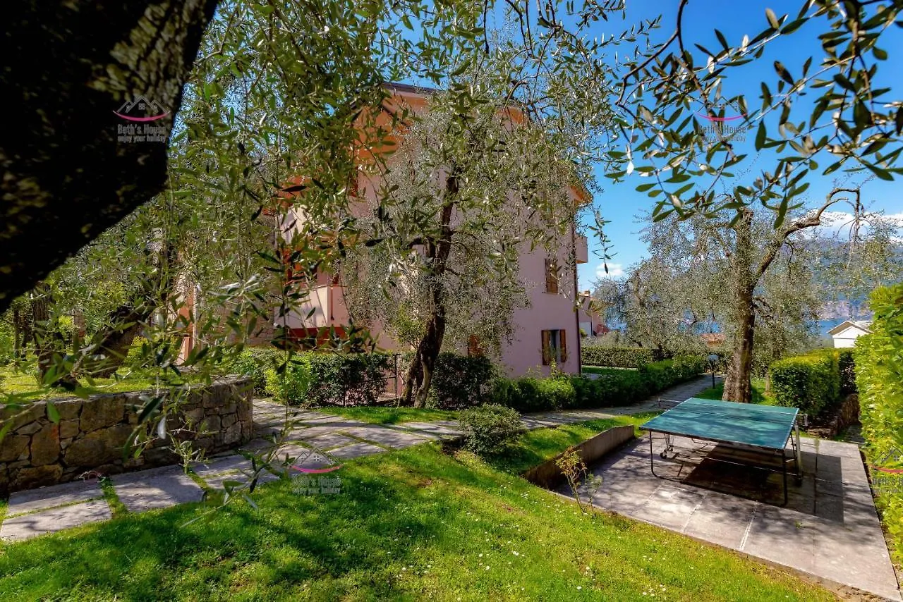 Garden Beth'S House Apartment Brenzone sul Garda Italy